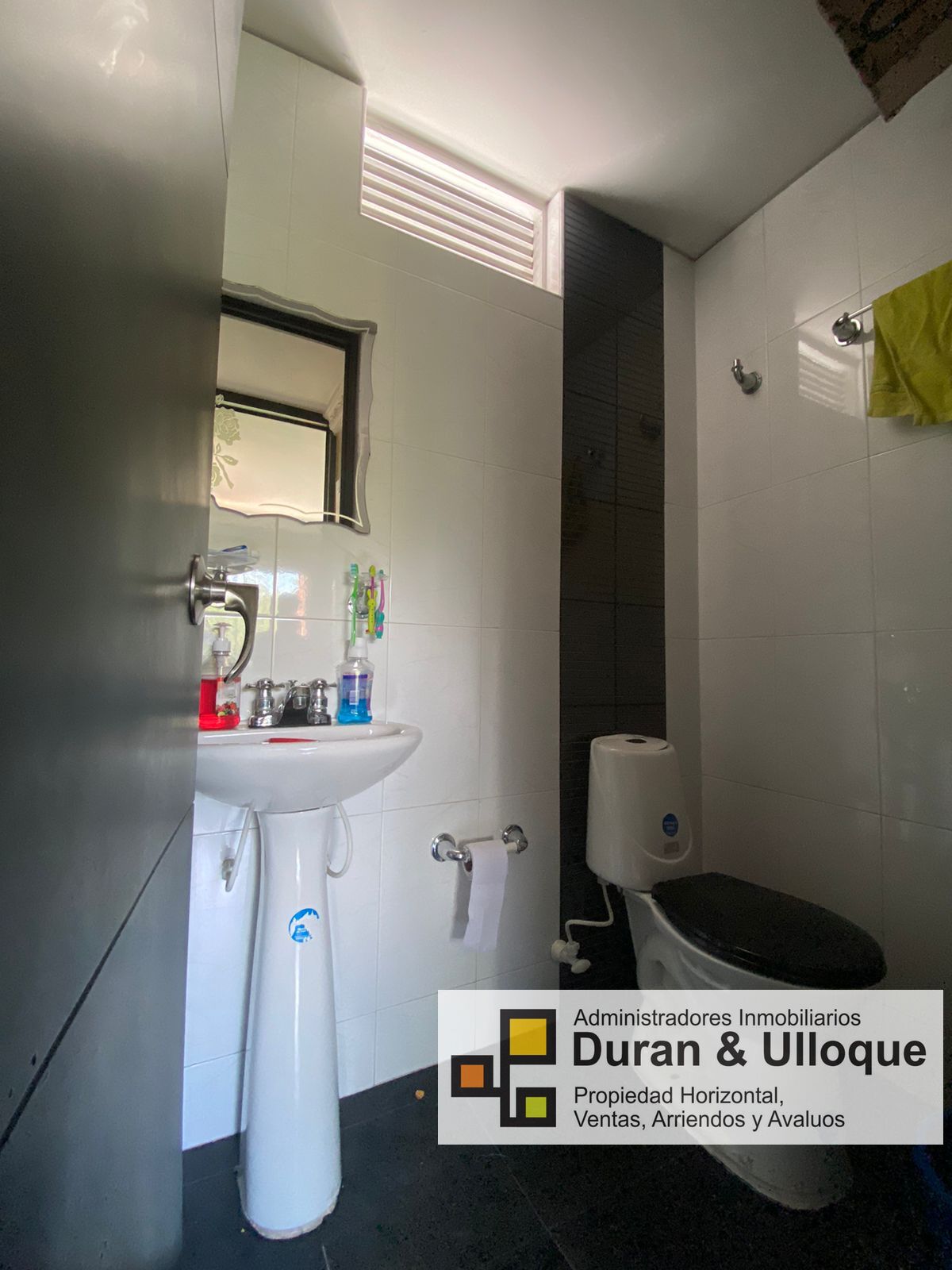 644ffe11-8967-4b37-b5fc-219d9be29ebc