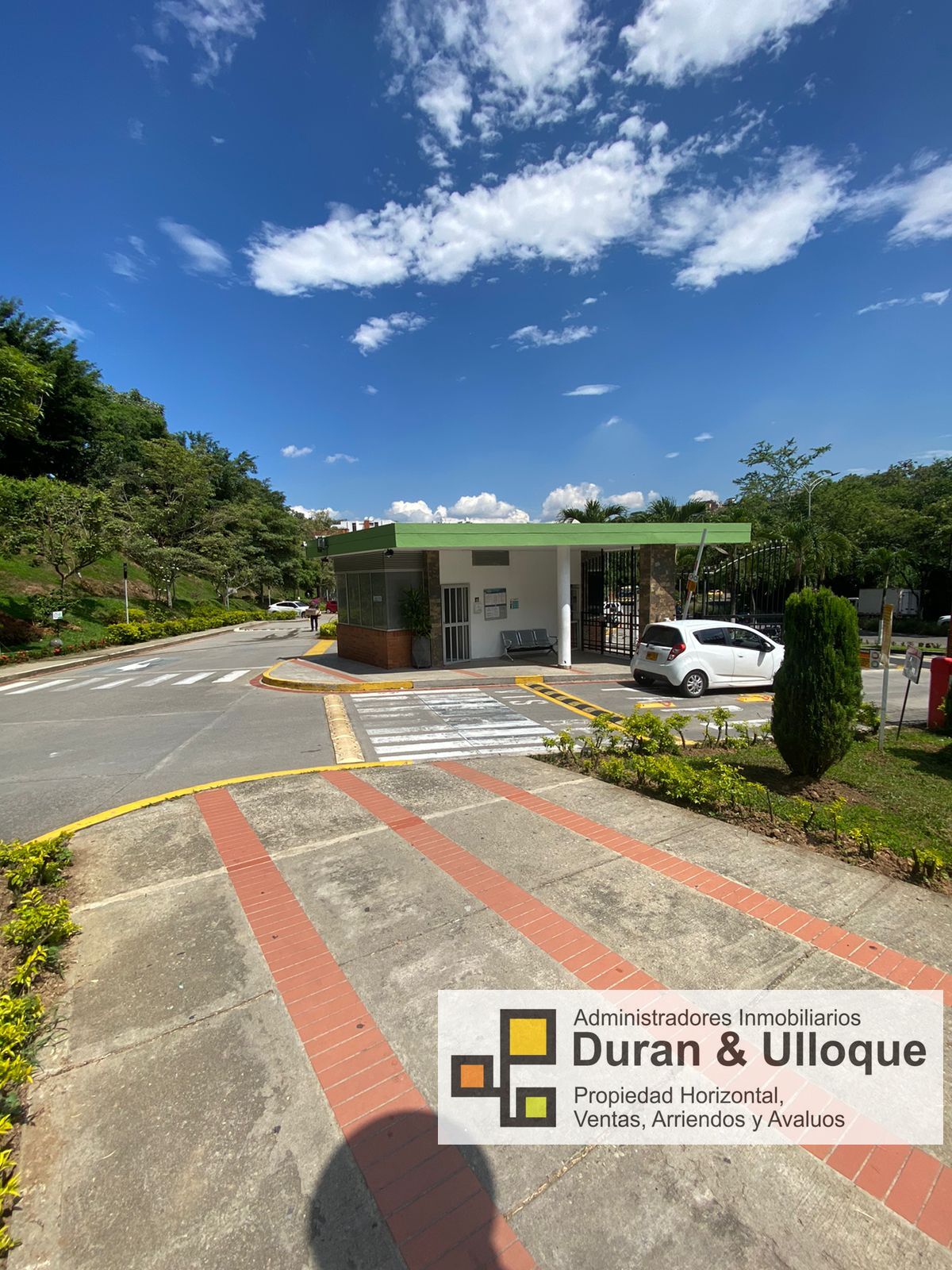 941a328b-da14-4a37-9ba8-85343a7a4d8c