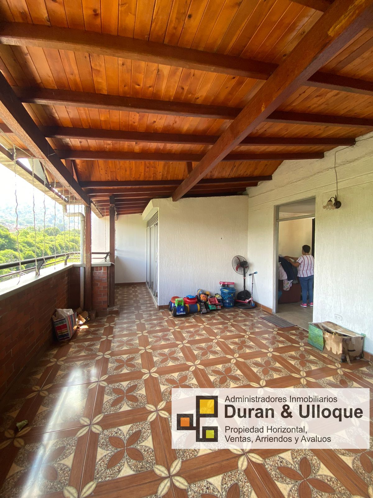 bb4b7c1e-da46-4835-a0b5-c331c142f98a